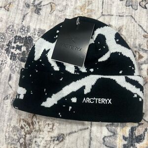Arc'teryx Monochrome Patterned Beanie